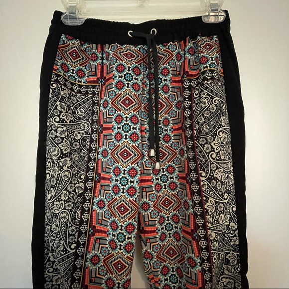 Topshop Joggers with Fun Print - Picture 2 of 6